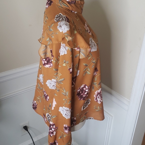 Top - Picture 4 of 4